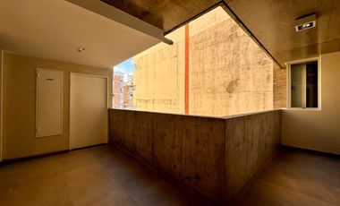 Venta - Departamento de un dormitorio, a estrenar, al frente, al este, con balcón, en Barrio Martin.