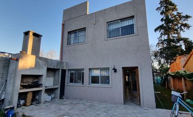 Casa en Venta 4 ambientes con Jardín en Maschwitz