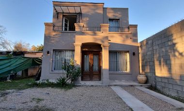 Casa en Venta 4 ambientes con Jardín en Maschwitz