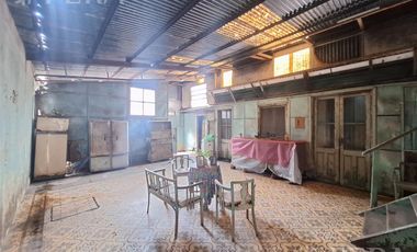 Venta de Casa a refaccionar en Avellaneda