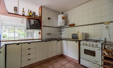 VENTA - Casa - Quincho, Parrillero, Piscina y Cancha de tenis - Funes, Santa Fe.