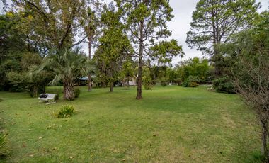 VENTA - Casa - Quincho, Parrillero, Piscina y Cancha de tenis - Funes, Santa Fe.