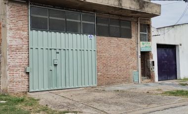 Galpón a la venta en Villa Dominico