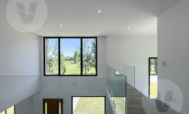 Casa en venta - Barrio El Principado, Canning