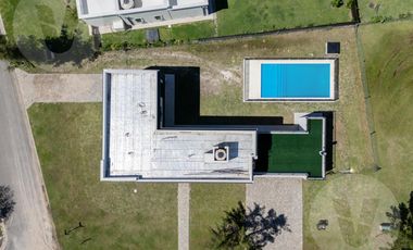 Casa en venta - Barrio El Principado, Canning