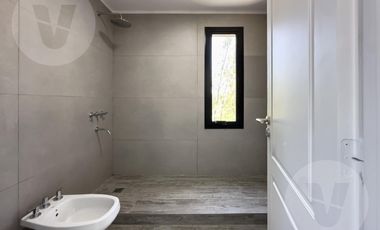 Casa en venta - Barrio El Principado, Canning