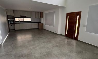 Casa en venta - Barrio El Principado, Canning