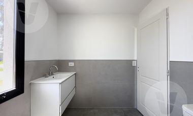 Casa en venta - Barrio El Principado, Canning