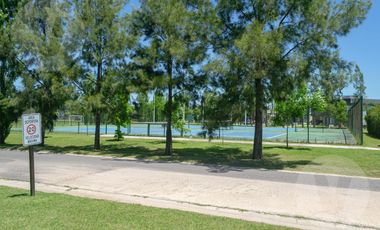 Casa en venta - Barrio El Principado, Canning