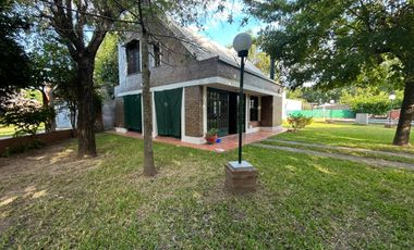 Venta Casa Quinta Santa Fe - en Altos del Sauce, Sauce Viejo