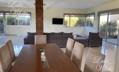 Casa con pileta en venta -  La Providencia Country Club, Canning, Ezeiza