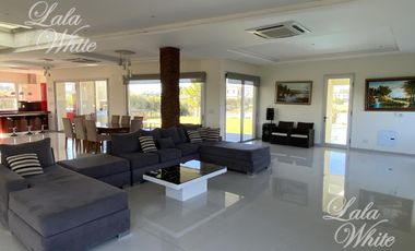 Casa con pileta en venta -  La Providencia Country Club, Canning, Ezeiza