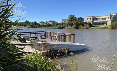 Casa con pileta en venta -  La Providencia Country Club, Canning, Ezeiza