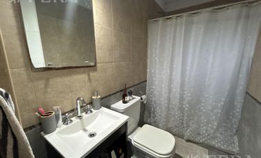 Venta casa de 4 ambientes con piscina en Barrio El Hípico - Ranelagh