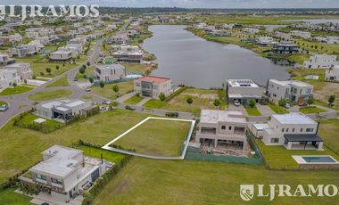 Terreno en venta en el Barrio Riberas - PUERTOS / ESCOBAR