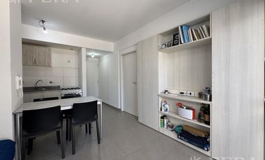 Venta departamento 2 ambientes con patio en Avellaneda