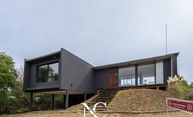 Casa en Venta en Costa Esmeralda fondo libre y gas natural