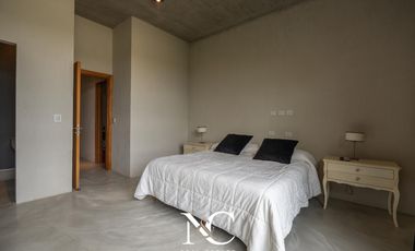 Casa en Venta en Costa Esmeralda fondo libre y gas natural