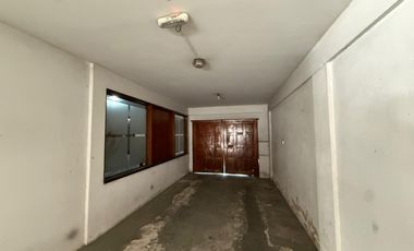 Departamento tres ambientes cochera en venta en wilde centro