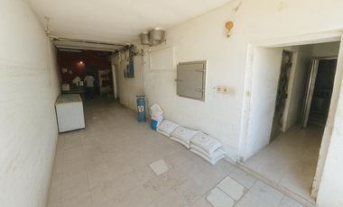 Galpón . Fabrica. Bodega en venta. Los Boulevares