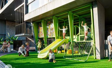 Casa 4 dormitorios, jardín - Wilde 400 bis - Fisherton Rosario | Venta