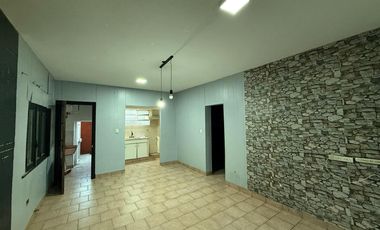 Casa en dos plantas doble propiedad a la venta en Wilde