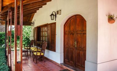 Casa   Quincho   Piscina. Funes