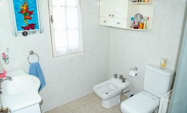 Casa   Quincho   Piscina. Funes