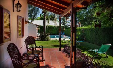 Casa   Quincho   Piscina. Funes