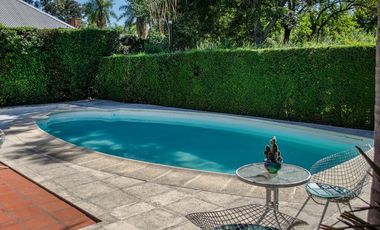 Casa   Quincho   Piscina. Funes