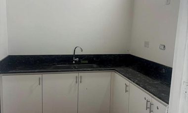 VENTA - OFICINA EN EL CENTRO DE AVELLANEDA