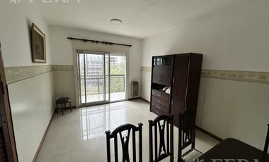 Venta de Departamento 3 ambientes con balcón en Wilde