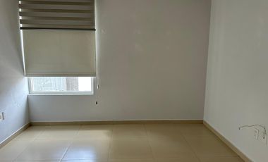 Casa en renta en Santa Ana Tepetitlán, Coto Abedul, Zapopan