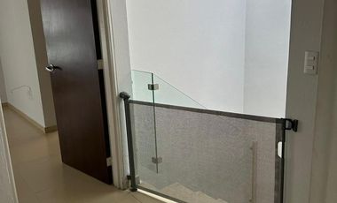 Casa en renta en Santa Ana Tepetitlán, Coto Abedul, Zapopan