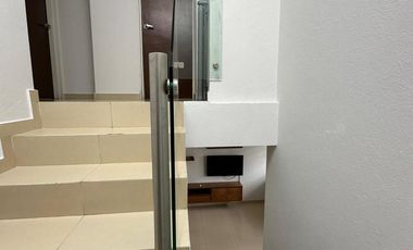 Casa en renta en Santa Ana Tepetitlán, Coto Abedul, Zapopan