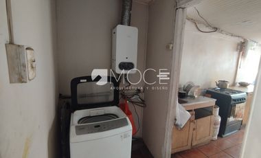 CASA PAREADA AMPLIADA Y NO REGULARIZADA EN LA FLORIDA