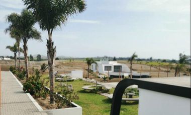 VENTA DE TERRENO URBANO 700 M² EN AV. PANAMERICANA NORTE — HUACHO, LIMA