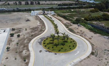 VENTA DE TERRENO URBANO 700 M² EN AV. PANAMERICANA NORTE — HUACHO, LIMA