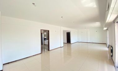 Piso completo de 4 amb - venta