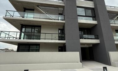 Exclusivo departamento en Cabral 3300