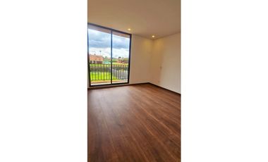 CASA CON JARDN EN CONJUNTO RESIDENCIAL QUINTAS DE TOLEDO