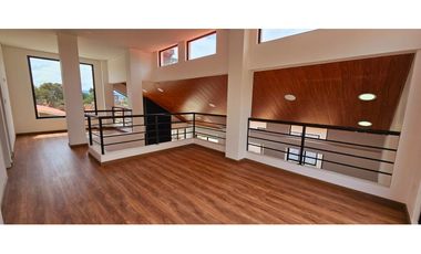 CASA CAMPESTRE EN CONJUNTO CERRADO