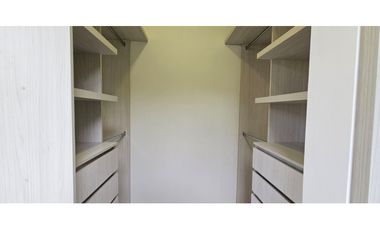 CASA CAMPESTRE EN CONJUNTO CERRADO