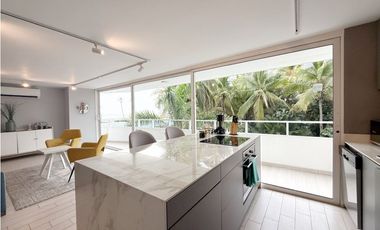 Apartamento en venta de 3 alcobas en edificio FARO en laguito