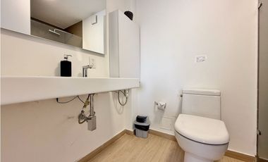 Apartamento en venta de 3 alcobas en Faro Tequendama en laguito