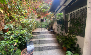 Vende Casa Unifamiliar 5 habitaciones Buenos Aires- Medellin