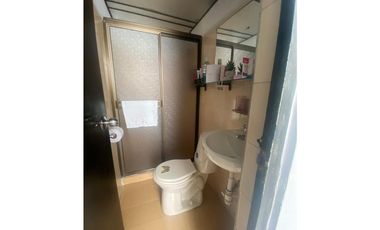 Vende Casa Unifamiliar 5 habitaciones Buenos Aires- Medellin