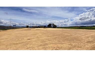 Arriendo Lote 12.000 Autopista Medellín