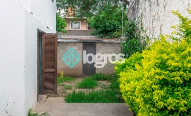 CASA EN VENTA CON COCHERA - TRES CERRITOS - SALTA
