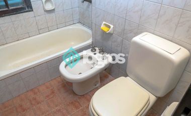 CASA EN VENTA CON COCHERA - TRES CERRITOS - SALTA